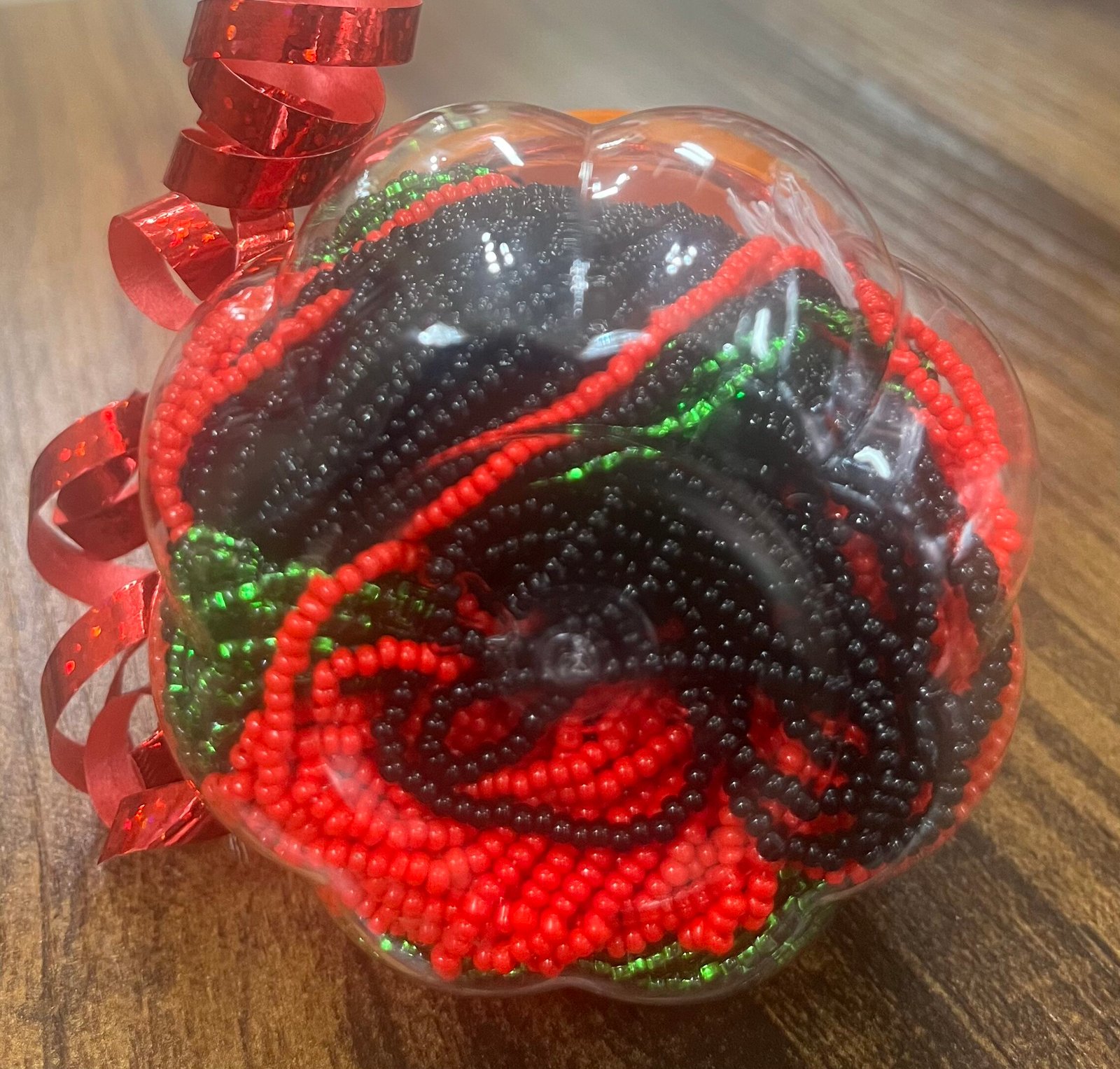 Poisoned Apple-3 hanks of Precosia beads size 11 - Image 4